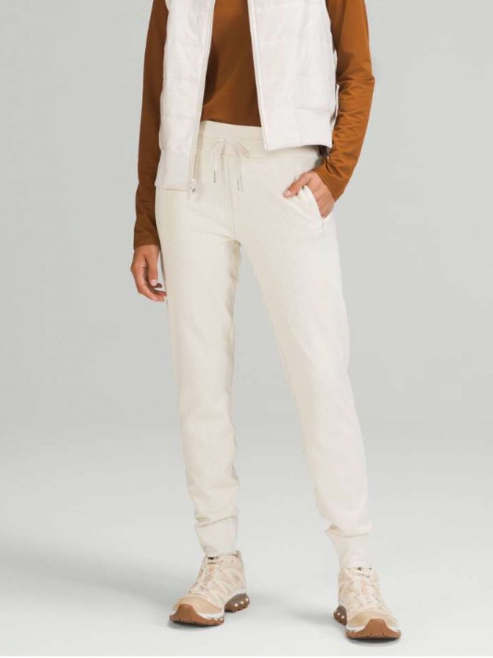 Lululemon Engineered Warmth merino Joggers sweatpants 6 S white cream